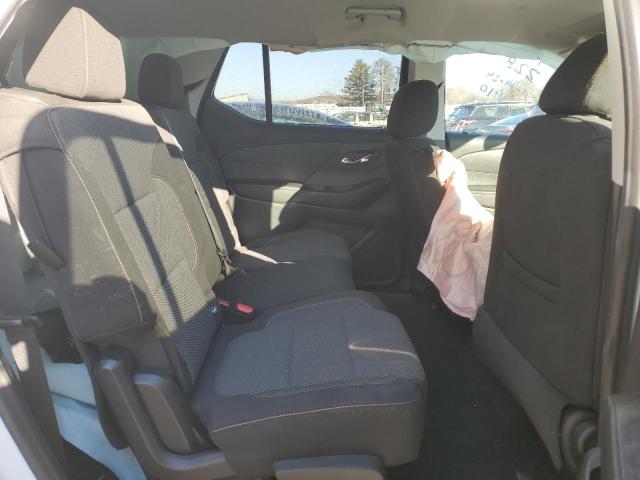 Photo 11 from auction – 2019 CHEVROLET TRAVERSE L with VIN 1GNERFKW3KJ100677