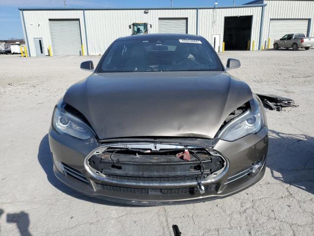 Photo 5 from auction – 2015 TESLA MODEL S 85 with VIN 5YJSA4H28FF094657