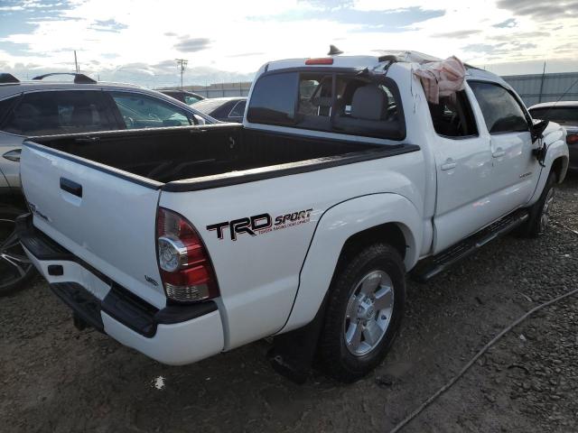Photo 3 from auction – 2015 TOYOTA TACOMA DOU with VIN 3TMLU4EN2FM171027