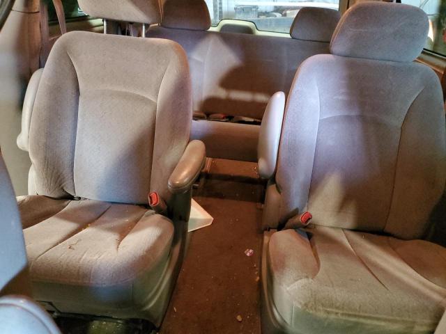 Photo 10 from auction – 2001 DODGE GRAND CARA with VIN 2B4GP44R81R134799