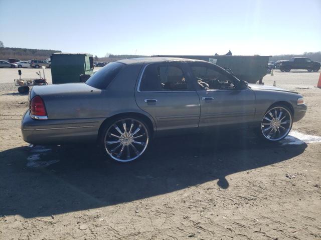 Photo 3 from auction – 2000 FORD CROWN VICT with VIN 2FAFP71W3YX191496