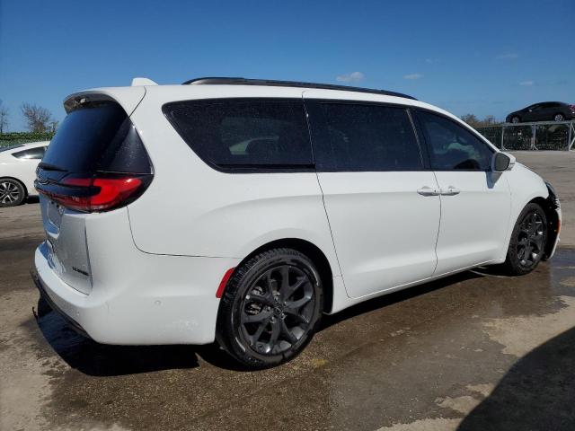 Photo 3 from auction – 2022 CHRYSLER PACIFICA L with VIN 2C4RC1GG5NR166664