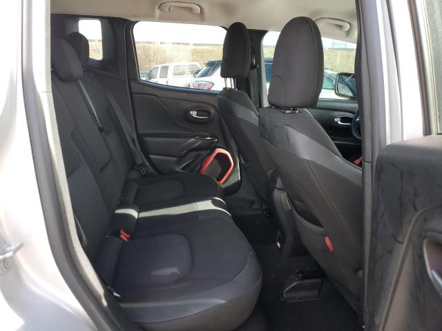 Photo 11 from auction – 2017 JEEP RENEGADE T with VIN ZACCJBCB3HPG31558