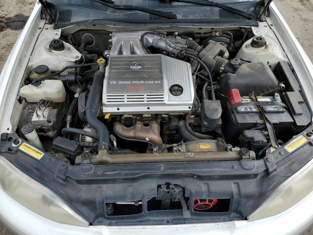 Photo 11 from auction – 2000 LEXUS ES 300 with VIN JT8BF28G5Y5100421