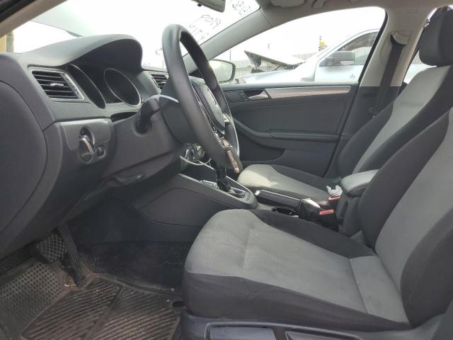 Photo 7 from auction – 2017 VOLKSWAGEN JETTA S with VIN 3VW2B7AJ2HM400280