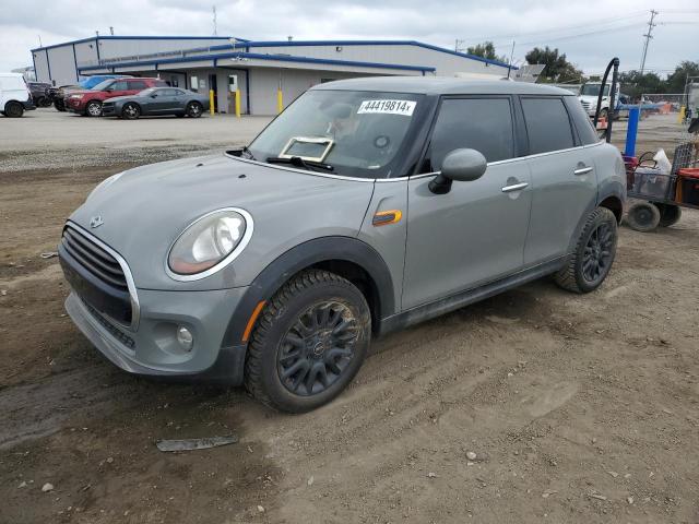 MINI COOPER 2018 with VIN WMWXU1C54J2F79368 - Photo from auction