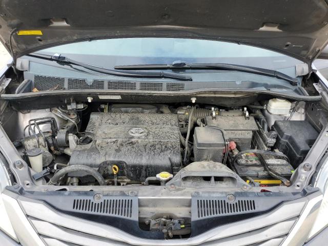 Photo 12 from auction – 2011 TOYOTA SIENNA XLE with VIN 5TDYK3DC2BS057593