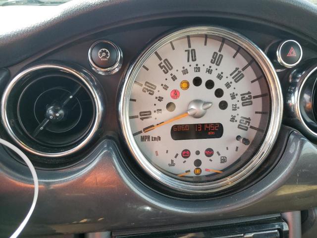 Photo 9 from auction – 2005 MINI COOPER S with VIN WMWRH33495TF80404