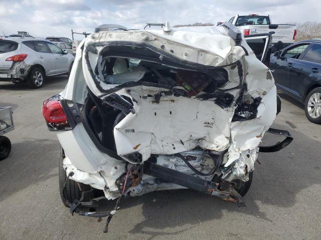 Photo 6 from auction – 2017 TOYOTA RAV4 XLE with VIN JTMRFREV8HJ130077