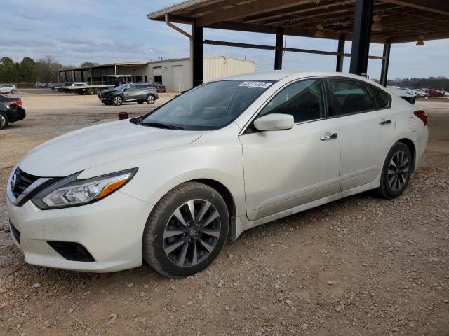 NISSAN ALTIMA 2.5 2017 with VIN 1N4AL3AP1HC130541 - Photo from auction