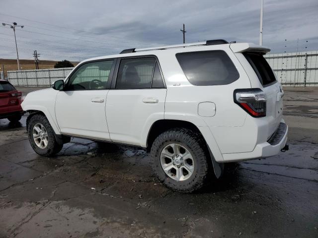 Photo 2 from auction – 2019 TOYOTA 4RUNNER SR with VIN JTEBU5JR5K5703618
