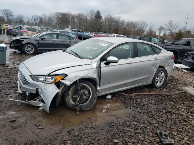 FORD FUSION SE 2018 with VIN 3FA6P0LU7JR261816 - Photo from auction