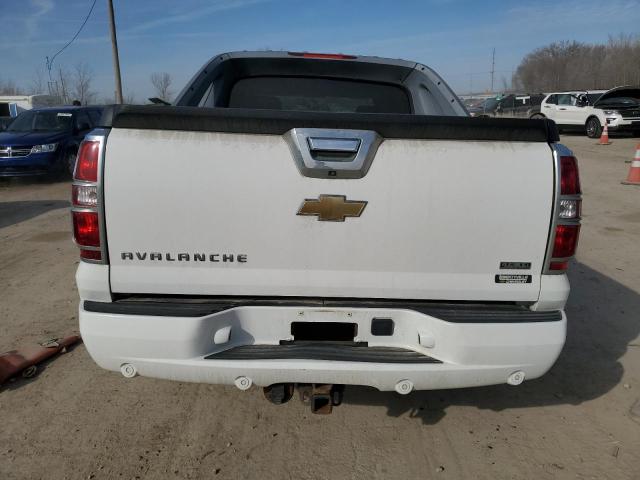 Foto 6 de la subasta – 2010 CHEVROLET AVALANCHE con VIN 3GNVKFE06AG209923