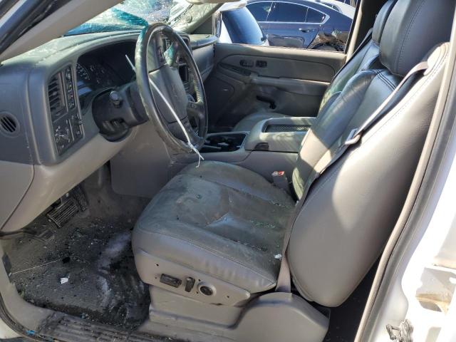 Photo 7 from auction – 2004 CHEVROLET SUBURBAN K with VIN 3GNFK16T04G100295