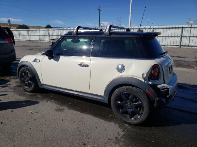 Photo 2 from auction – 2010 MINI COOPER S with VIN WMWMF7C52ATZ70221