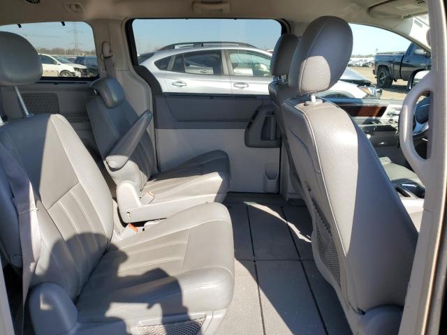 Photo 10 from auction – 2010 CHRYSLER TOWN & COU with VIN 2A4RR5D12AR134054