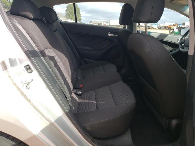 Photo 10 from auction – 2017 KIA FORTE LX with VIN KNAFK5A84H5690417