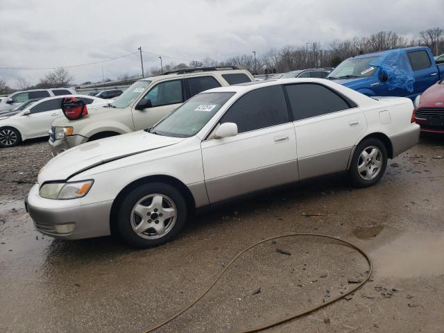 LEXUS ES 300 1999 with VIN JT8BF28G0X0201121 - Photo from auction