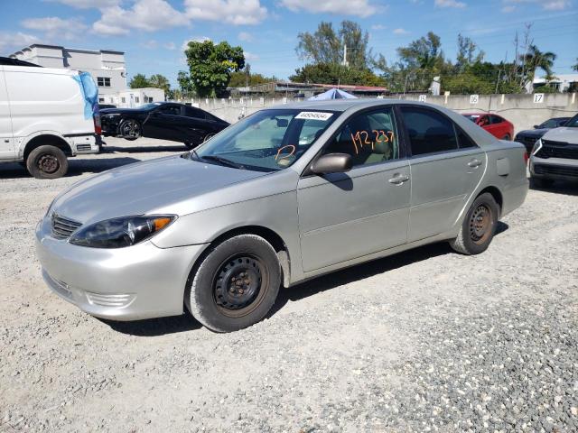 TOYOTA CAMRY LE 2005 with VIN 4T1BE30K45U100174 - Photo from auction