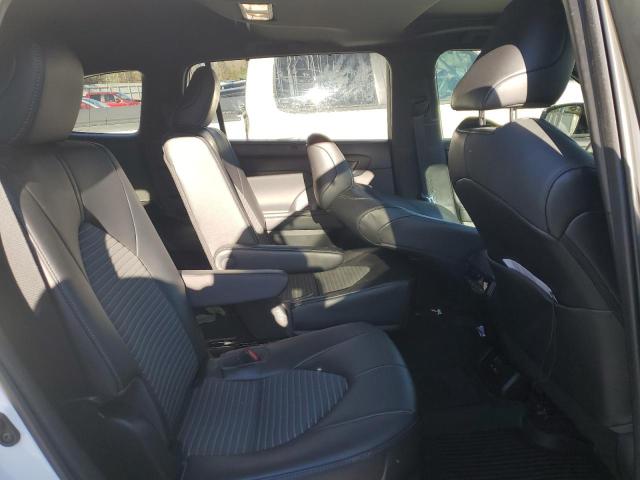 Photo 11 from auction – 2023 TOYOTA HIGHLANDER with VIN 5TDKDRAH8PS023846