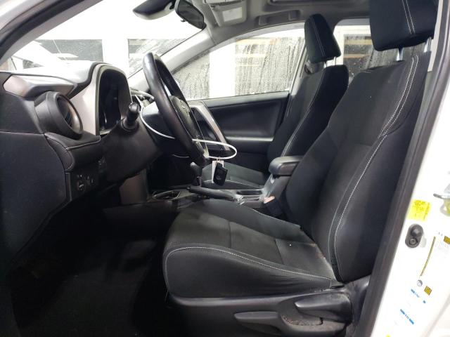 Photo 7 from auction – 2017 TOYOTA RAV4 XLE with VIN JTMRFREV8HJ117443