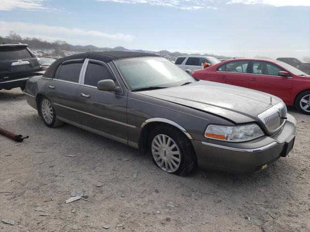 Photo 4 from auction – 2003 LINCOLN TOWN CAR E with VIN 1LNHM81W33Y621985