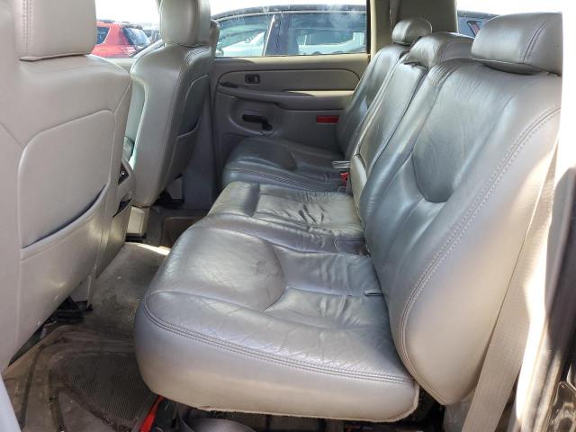 Photo 10 from auction – 2003 GMC YUKON with VIN 3GKFK16T04G100696