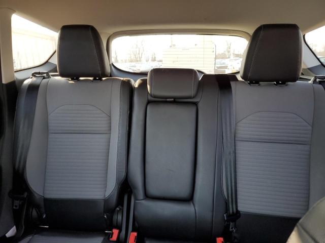 Photo 10 from auction – 2017 FORD ESCAPE TIT with VIN 1FMCU9J92HUC13650