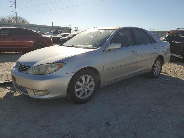 TOYOTA CAMRY LE 2005 with VIN 4T1BE30K55U091503 - Photo from auction
