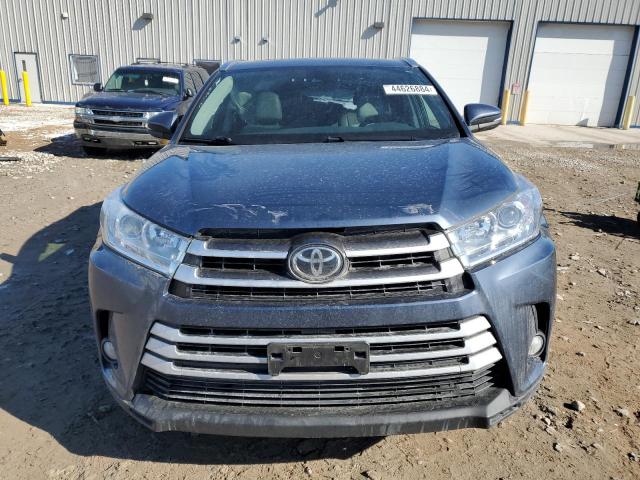 Photo 5 from auction – 2017 TOYOTA HIGHLANDER with VIN 5TDJZRFH9HS463324