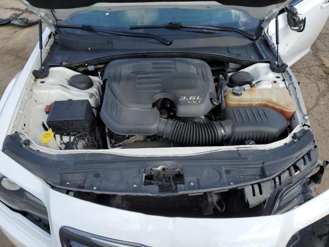 Photo 11 from auction – 2014 CHRYSLER 300 S with VIN 2C3CCAGG9EH357228