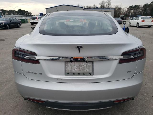 Photo 6 from auction – 2013 TESLA MODEL S with VIN 5YJSA1CNXDFP06824