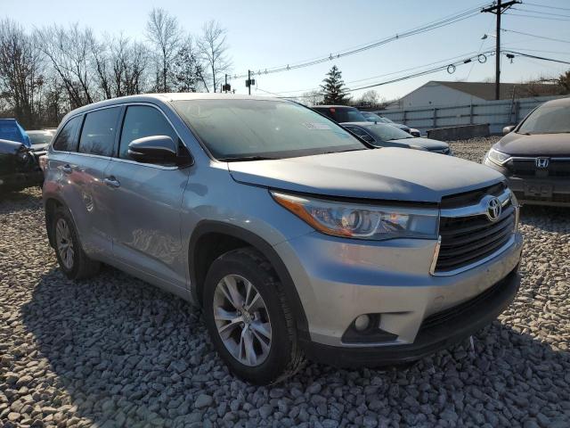 Photo 4 from auction – 2015 TOYOTA HIGHLANDER with VIN 5TDBKRFH1FS162391