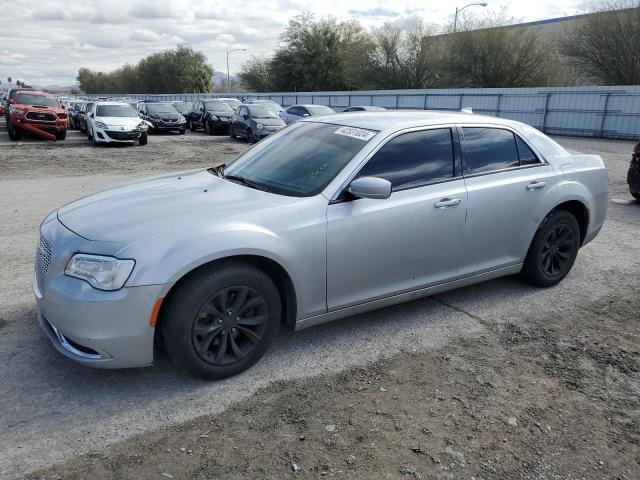 Photo 1 from auction – 2019 CHRYSLER 300 TOURIN with VIN 2C3CCAAGXKH564926