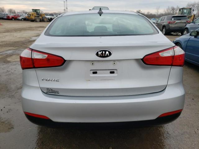 Photo 6 from auction – 2016 KIA FORTE LX with VIN KNAFK4A69G5455891