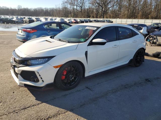 HONDA CIVIC TYPE 2018 with VIN SHHFK8G79JU201239 - Photo from auction