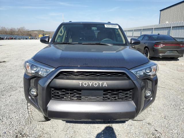 Photo 5 from auction – 2021 TOYOTA 4RUNNER SR with VIN JTEMU5JRXM5903924