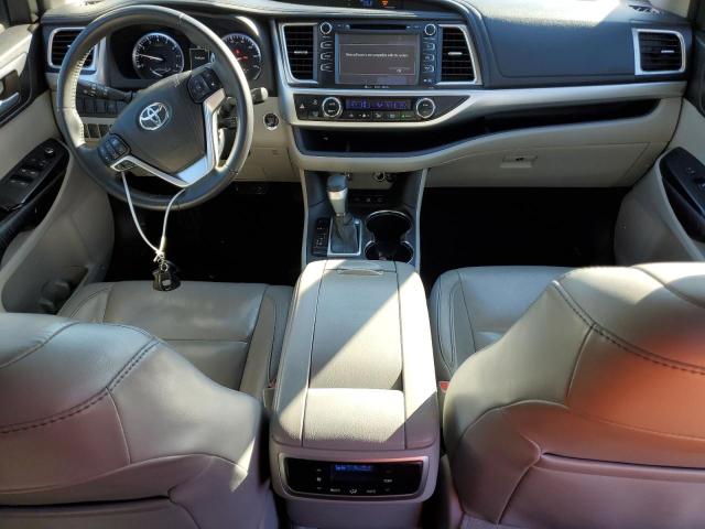 Photo 8 from auction – 2016 TOYOTA HIGHLANDER with VIN 5TDJKRFH3GS230560