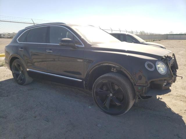 Photo 4 from auction – 2017 BENTLEY BENTAYGA with VIN SJAAC2ZV7HC014009