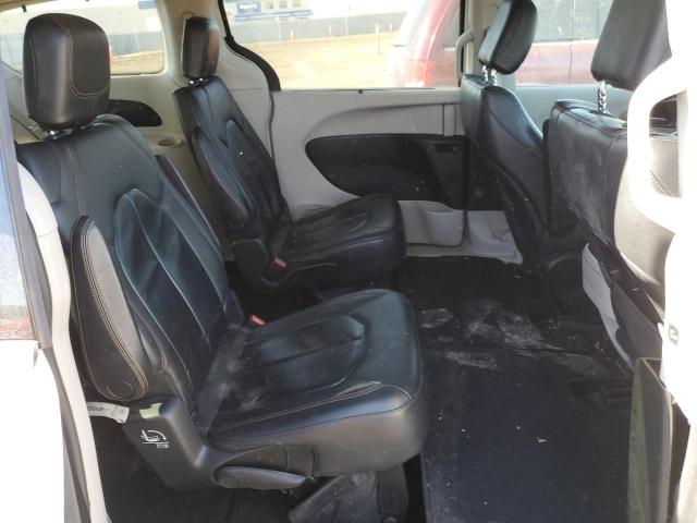 Photo 11 from auction – 2017 CHRYSLER PACIFICA T with VIN 2C4RC1BG3HR572390