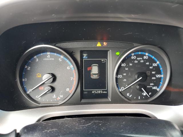 Photo 9 from auction – 2018 TOYOTA RAV4 LE with VIN JTMBFREV9JJ198735