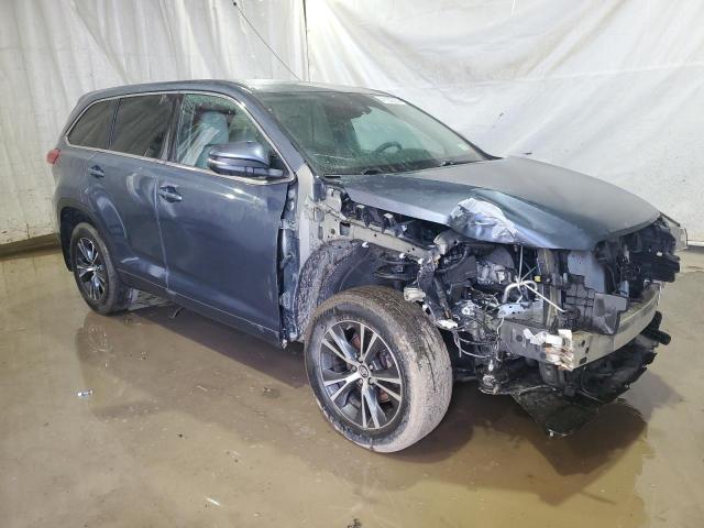 Photo 4 from auction – 2018 TOYOTA HIGHLANDER with VIN 5TDBZRFHXJS882311