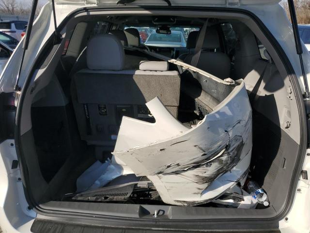 Photo 13 from auction – 2017 TOYOTA SIENNA XLE with VIN 5TDYZ3DC6HS825340