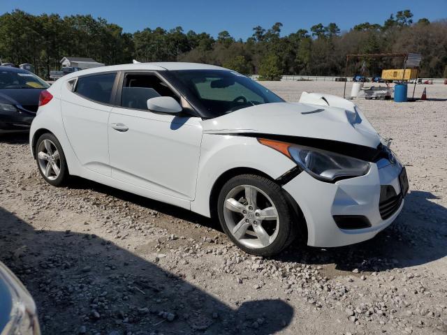 Photo 4 from auction – 2012 HYUNDAI VELOSTER with VIN KMHTC6ADXCU036103