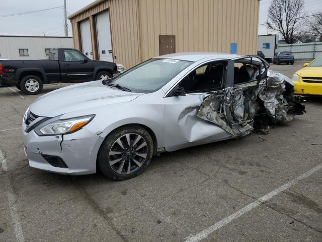 NISSAN ALTIMA 2.5 2017 with VIN 1N4AL3APXHC208878 - Photo from auction