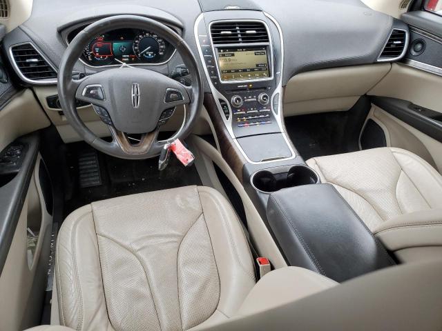Photo 8 from auction – 2016 LINCOLN MKX RESERV with VIN 2LMTJ8LR1GBL57165