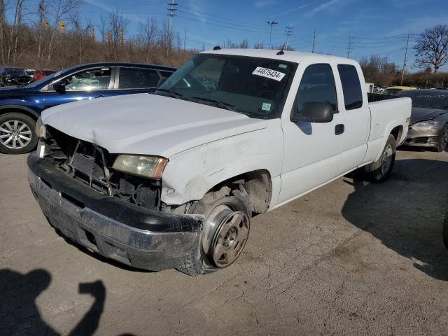CHEVROLET SILVERADO2 2004 con VIN 1GCEK19T04E208780 - Foto de la subasta