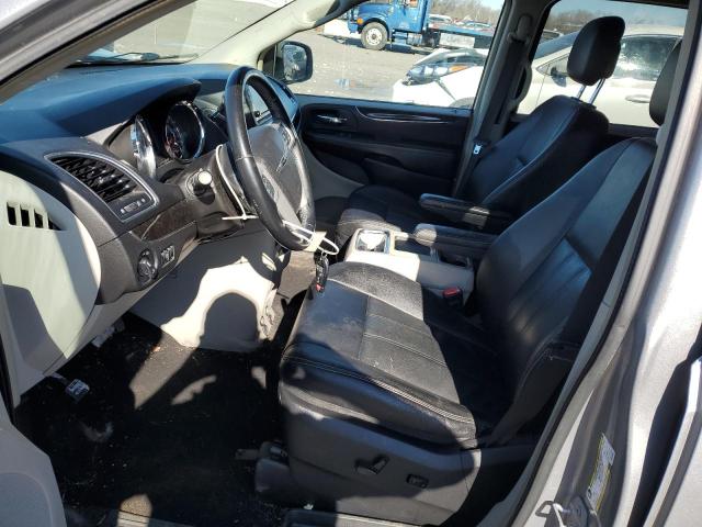 Photo 7 from auction – 2015 CHRYSLER TOWN & COU with VIN 2C4RC1BG1FR552040