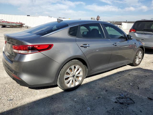 Photo 3 from auction – 2017 KIA OPTIMA LX with VIN 5XXGT4L38HG123543