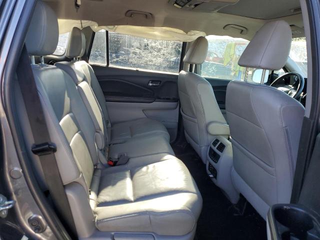 Photo 11 from auction – 2016 HONDA PILOT TOUR with VIN 5FNYF6H98GB052222